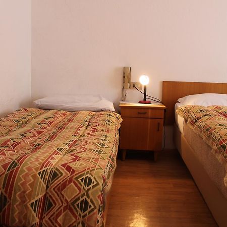 Garni Hirsch Hotel Canazei Eksteriør billede