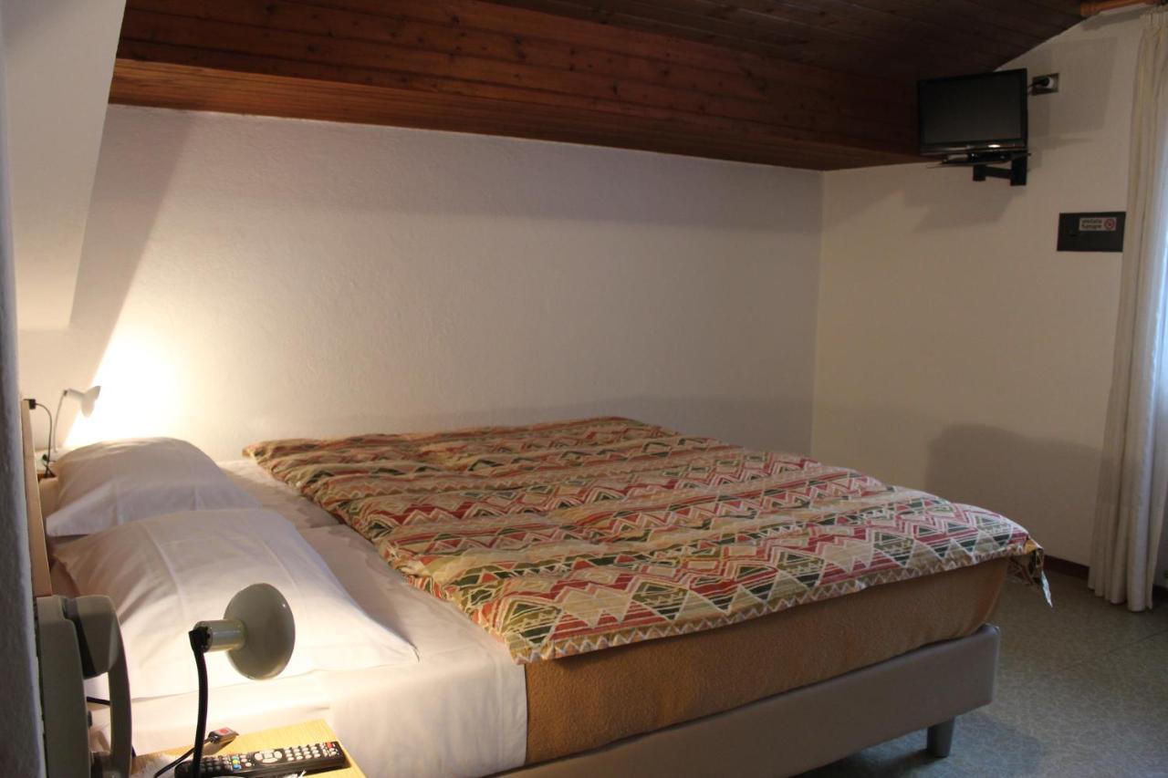 Garni Hirsch Hotel Canazei Eksteriør billede