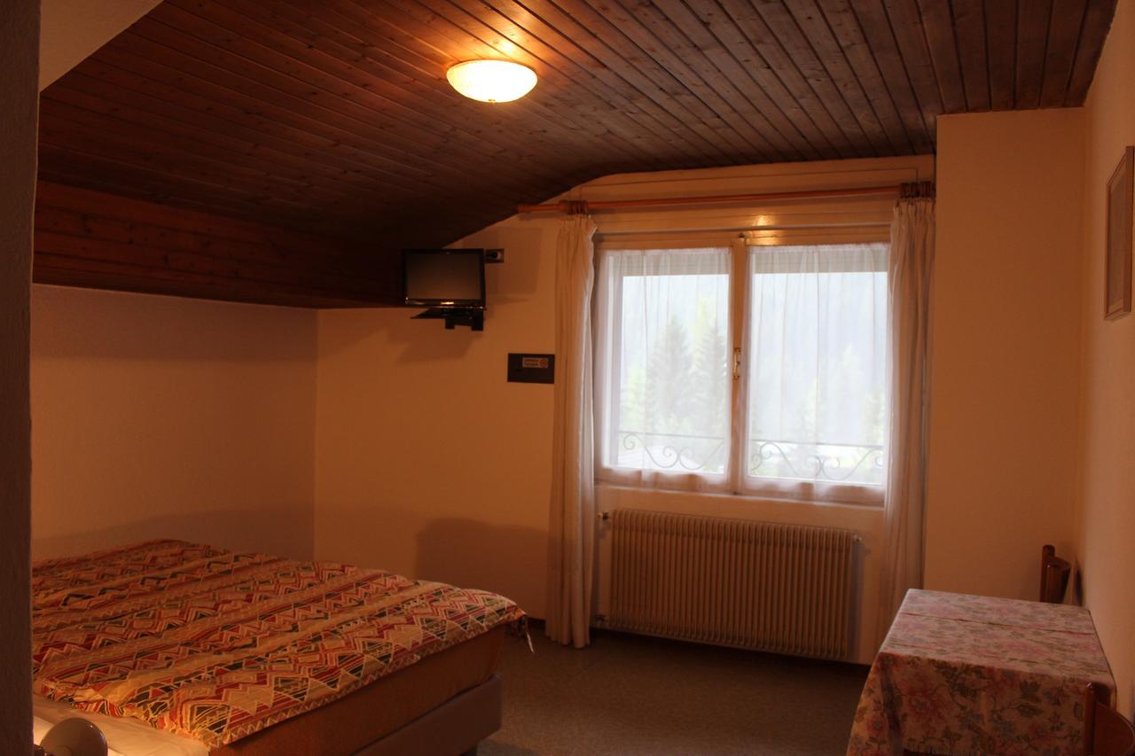 Garni Hirsch Hotel Canazei Eksteriør billede