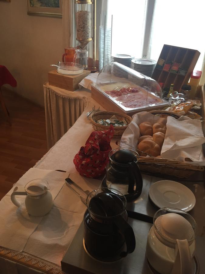 Garni Hirsch Hotel Canazei Eksteriør billede